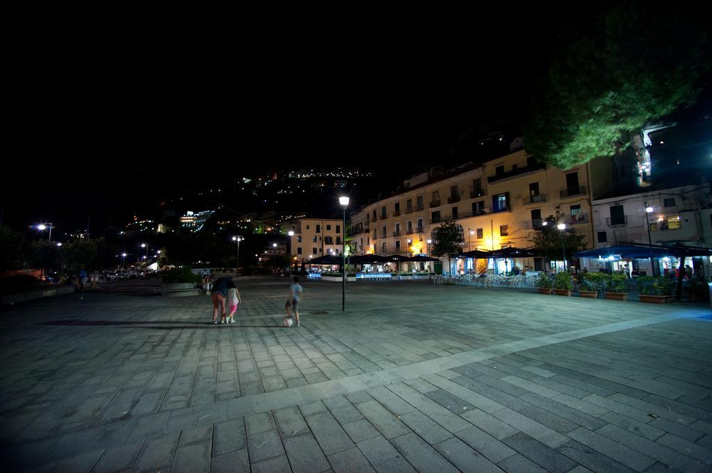 Appartamento Palazzo Della Monica Vietri Esterno foto